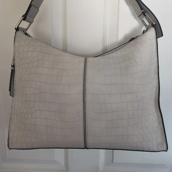 Calvin Klein NWOT Max Top Zip Hobo Shoulder Bag